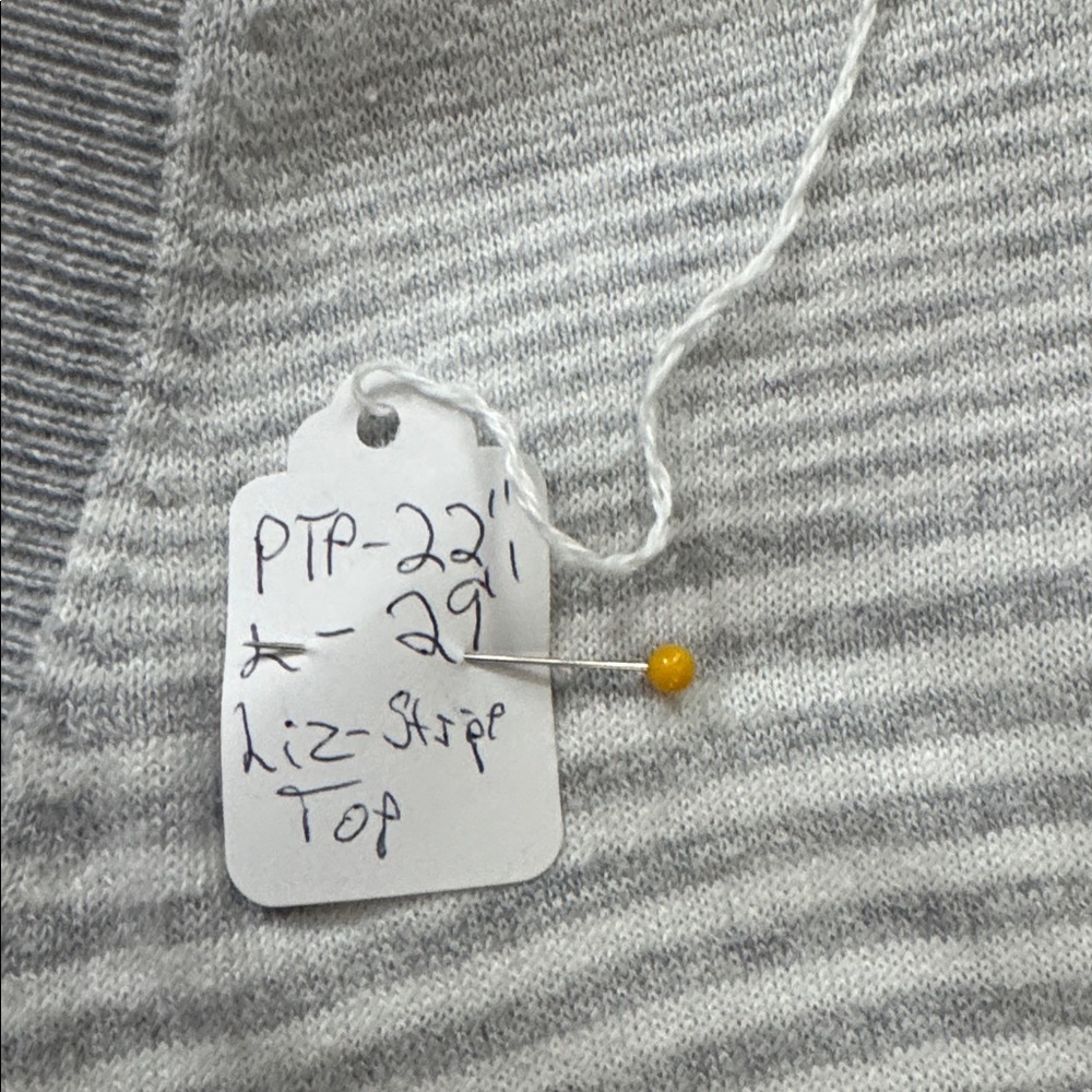 Claiborne Men's Striped Gray V-Neck Sweater - Picture 6 of 6